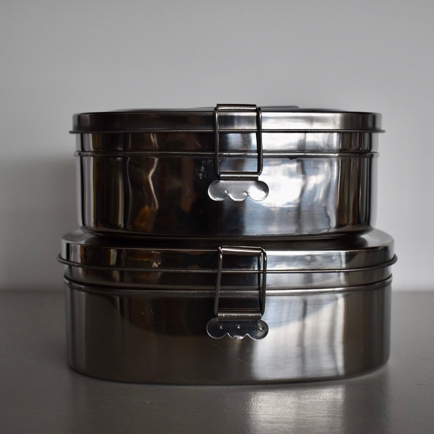 Onyx Two-Layer Sandwich Box