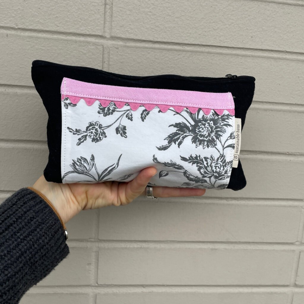 Haus Canvas Makeup Pouch - Bag