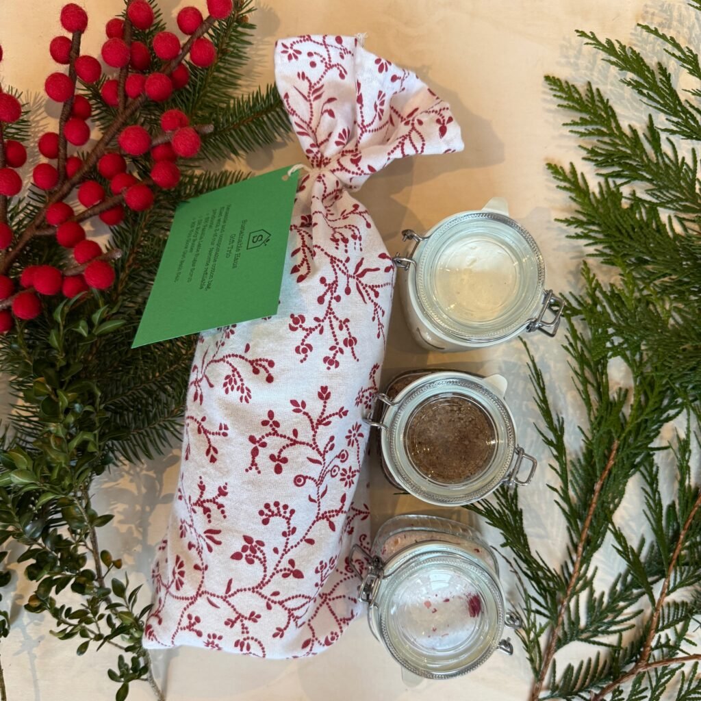 Gift Trio