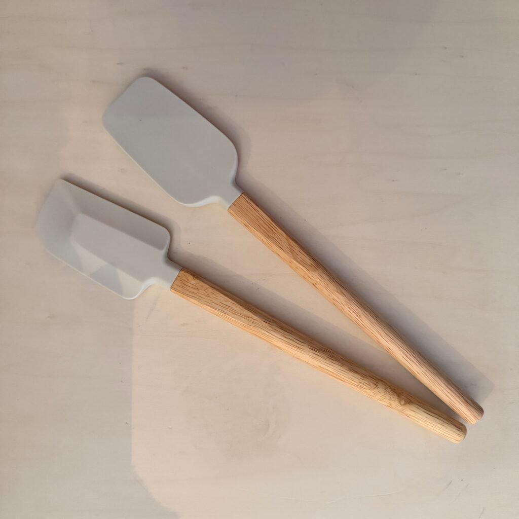 Tapered Spatula - Silicone & Bamboo