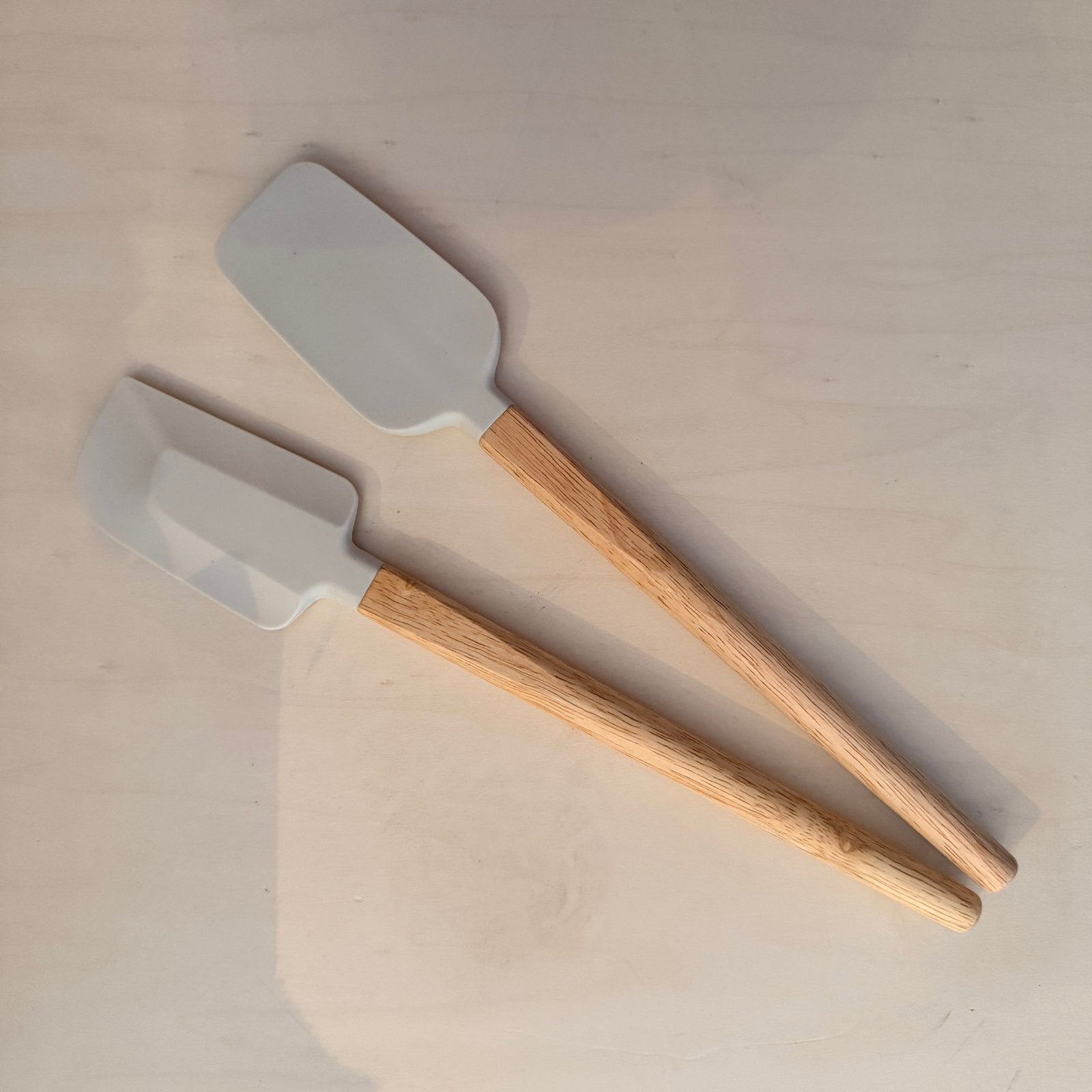 Tapered Spatula - Silicone & Bamboo