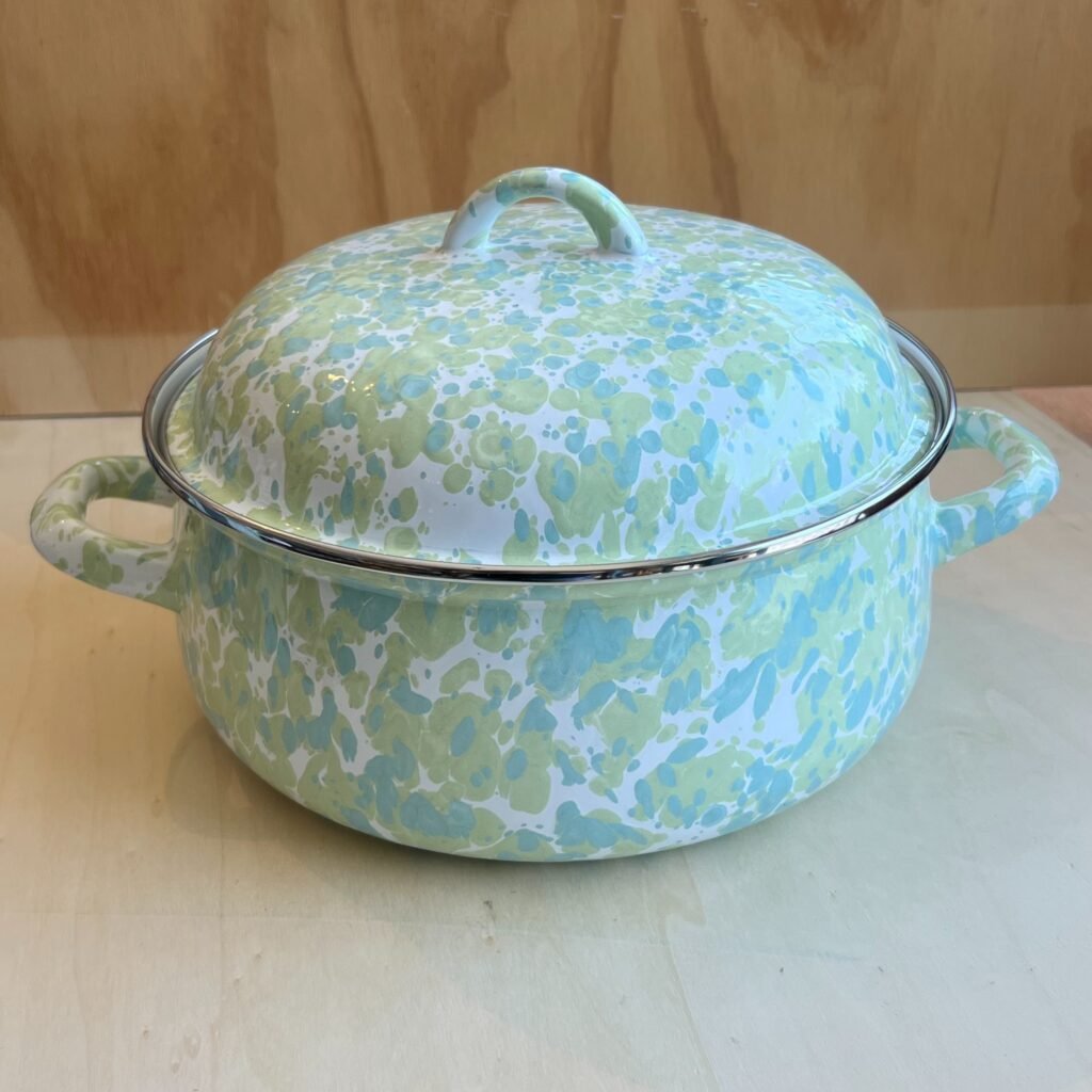 Crow Canyon Dutch Oven - Enamelware Bake ware bakeware