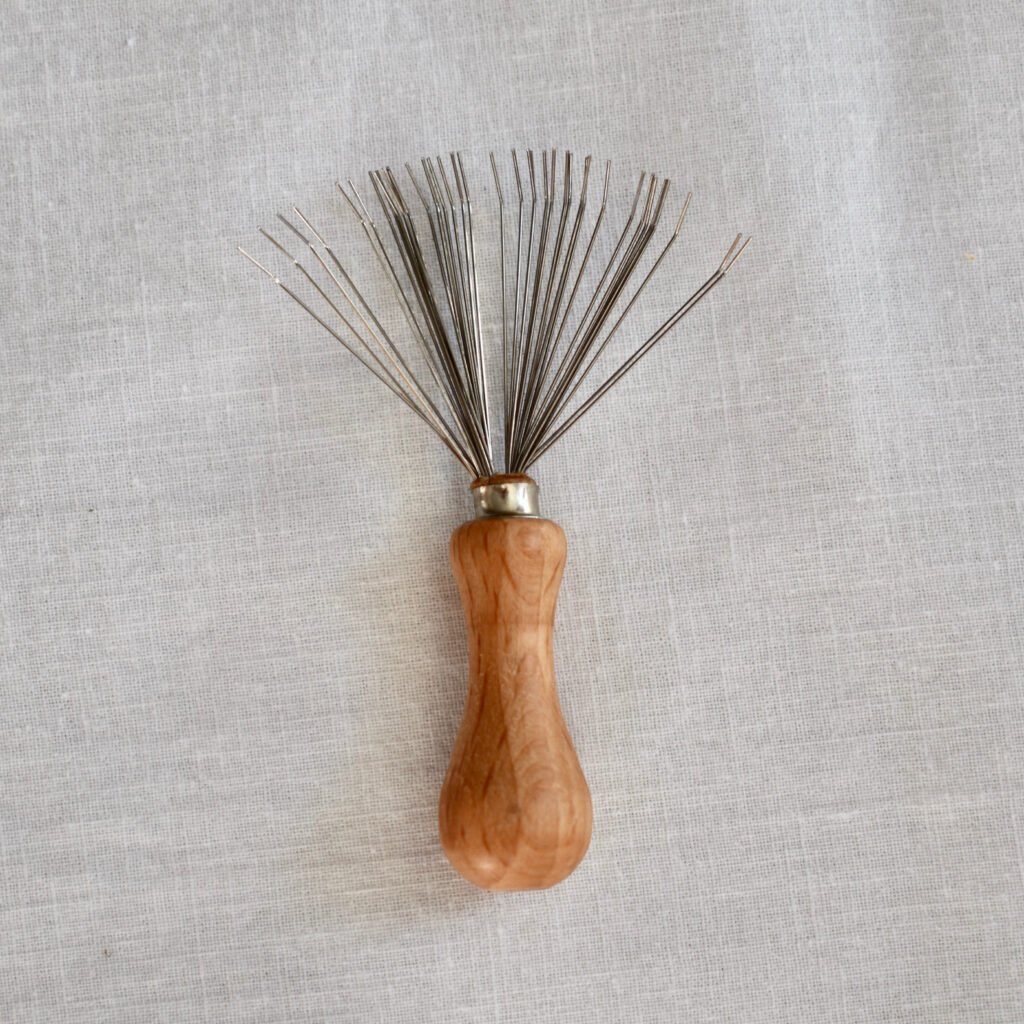 Comb & Brush Cleaner